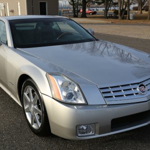 2005 Cadillac XLR - Light Platinum