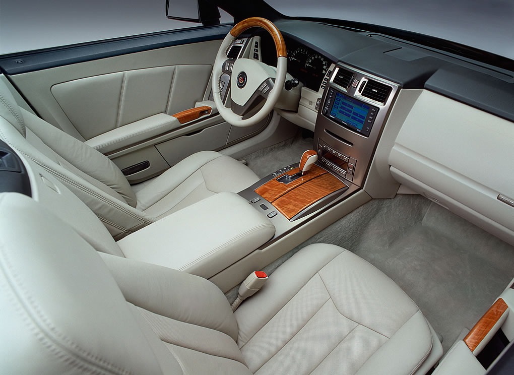 2005 Cadillac XLR Interior
