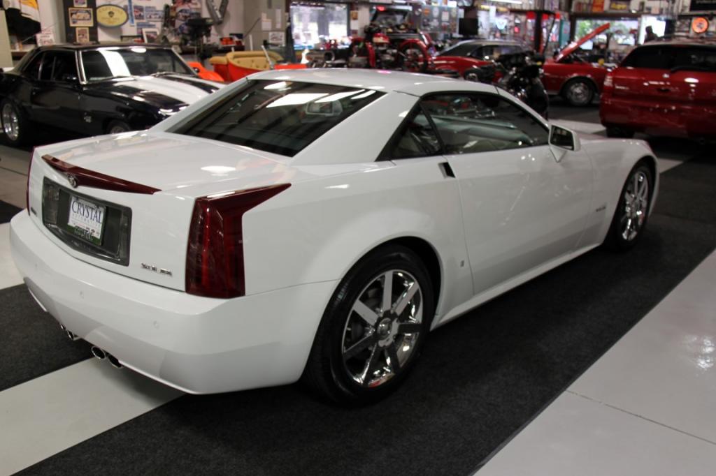 2008 Alpine White Limited Edition Cadillac XLR