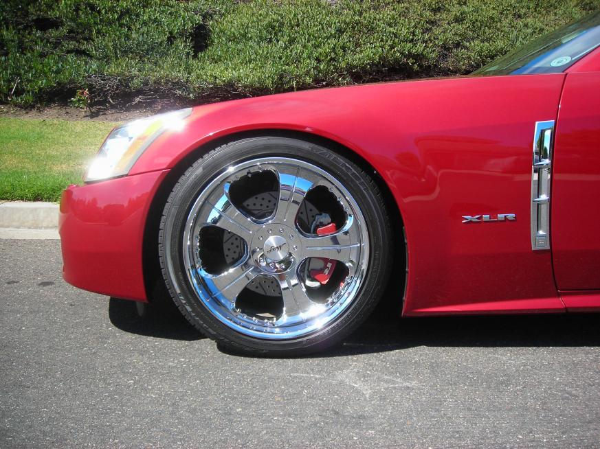 Front rim and tire closeup.jpg
