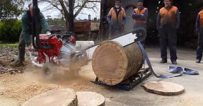 serious chain saw.jpg