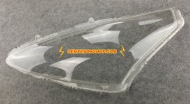 Nissan-Tiida-C12-Headlight-Lenses-Cover-Plastic-Glasses[1] - Copie.jpg