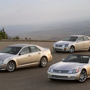 Media 'Cadillac V-Series: XLR-V, STS-V and CTS-V' in category 'Light Platinum'