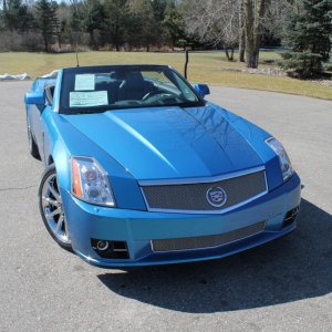 2009 Cadillac XLR-V in Elektra Blue