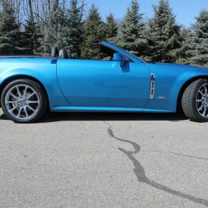 2009 Cadillac XLR-V in Elektra Blue