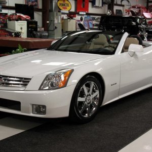 2008 Alpine White Limited Edition Cadillac XLR