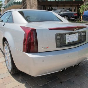 2007 Cadillac XLR-V - Light Platinum