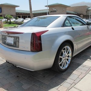 2007 Cadillac XLR-V - Light Platinum