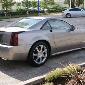 2004 Cadillac XLR - Satin Nickel