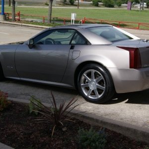 2004 Cadillac XLR - Satin Nickel