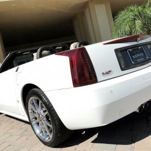 2008 Cadillac XLR-V - Alpine White