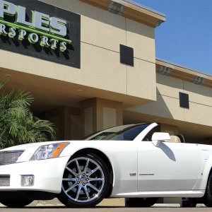 2008 Cadillac XLR-V - Alpine White