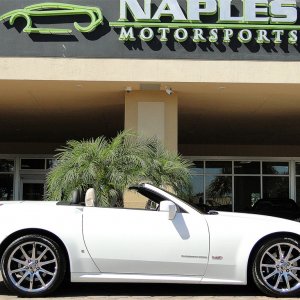 2008 Cadillac XLR-V - Alpine White