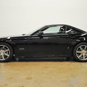 2008 Cadillac XLR in Black Raven