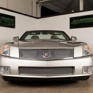 2007 Cadillac XLR-V in Light Platinum