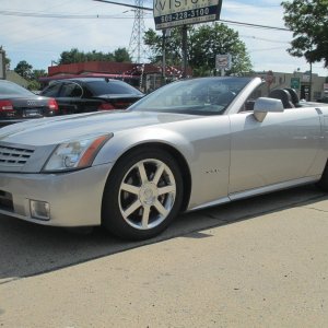 2004 Cadillac XLR - Light Platinum