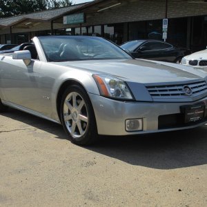 2004 Cadillac XLR - Light Platinum