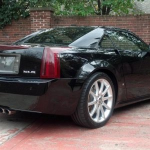 2006 Cadillac XLR-V - Black Raven