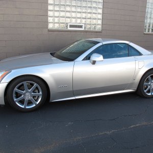 2006 Cadillac XLR - Light Platinum