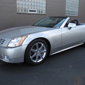2006 Cadillac XLR - Light Platinum