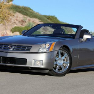 2005 Cadillac XLR - Satin Nickel