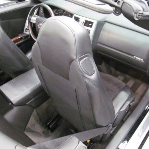 2009 Cadillac XLR-V in Black Raven