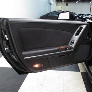 2009 Cadillac XLR-V in Black Raven