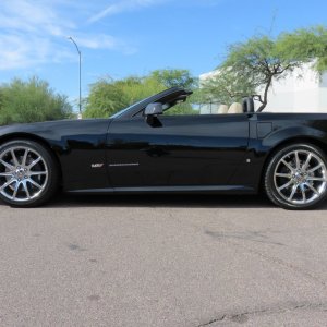 2008 Cadillac XLR-V - Black Raven