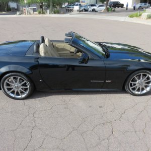 2008 Cadillac XLR-V - Black Raven