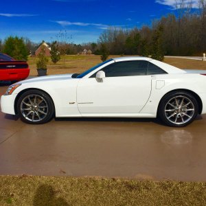 2008 Cadillac XLR-V - Alpine White