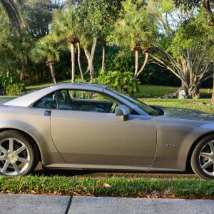 2004 Cadillac XLR - Satin Nickel