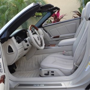 2006 Cadillac XLR - Gold Mist