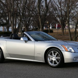 2005 Cadillac XLR - Light Platinum