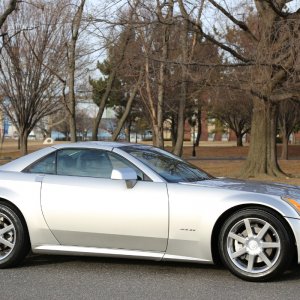 2005 Cadillac XLR - Light Platinum