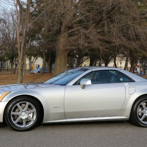 2005 Cadillac XLR - Light Platinum