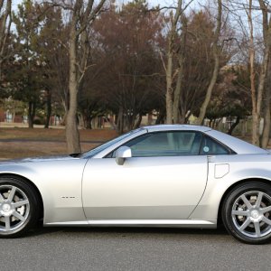 2005 Cadillac XLR - Light Platinum