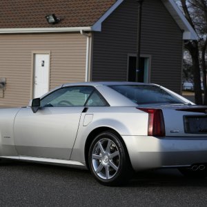 2005 Cadillac XLR - Light Platinum