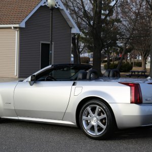 2005 Cadillac XLR - Light Platinum