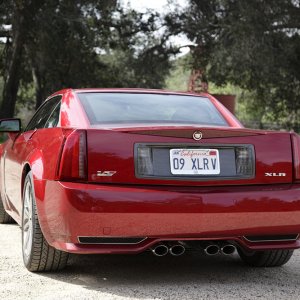 20009 Cadillac XLR-V - Crystal Red Metalic