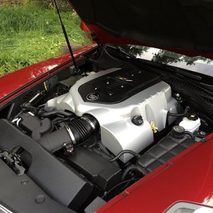 20009 Cadillac XLR-V - Crystal Red Metalic