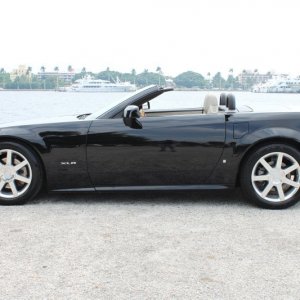 2006 Cadillac XLR - Black Raven