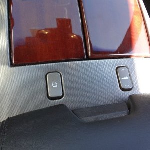 2007 Cadillac XLR - Light Platinum