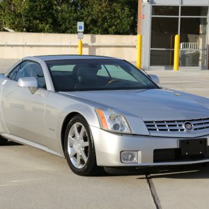 2004 Cadillac XLR - Light Platinum