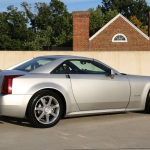 2004 Cadillac XLR - Light Platinum