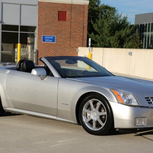2004 Cadillac XLR - Light Platinum