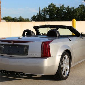 2004 Cadillac XLR - Light Platinum