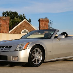 2004 Cadillac XLR - Light Platinum