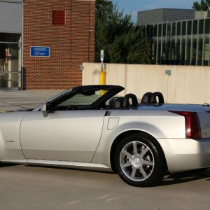 2004 Cadillac XLR - Light Platinum