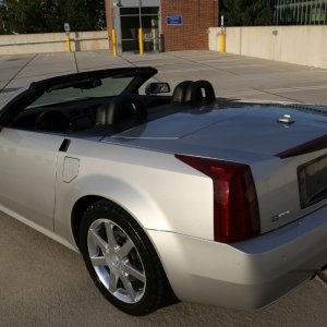 2004 Cadillac XLR - Light Platinum