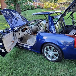 2004 Cadillac XLR in Xenon Blue